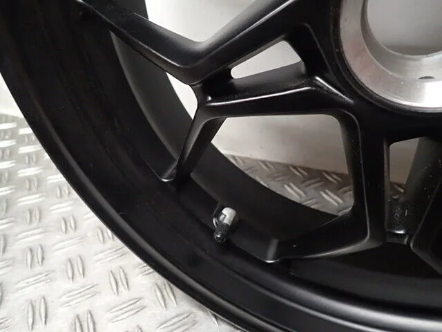 NEU Felge hinten Hinterrad rear Whee 5,5x 17 MV Agusta F3 675 80A0B4444