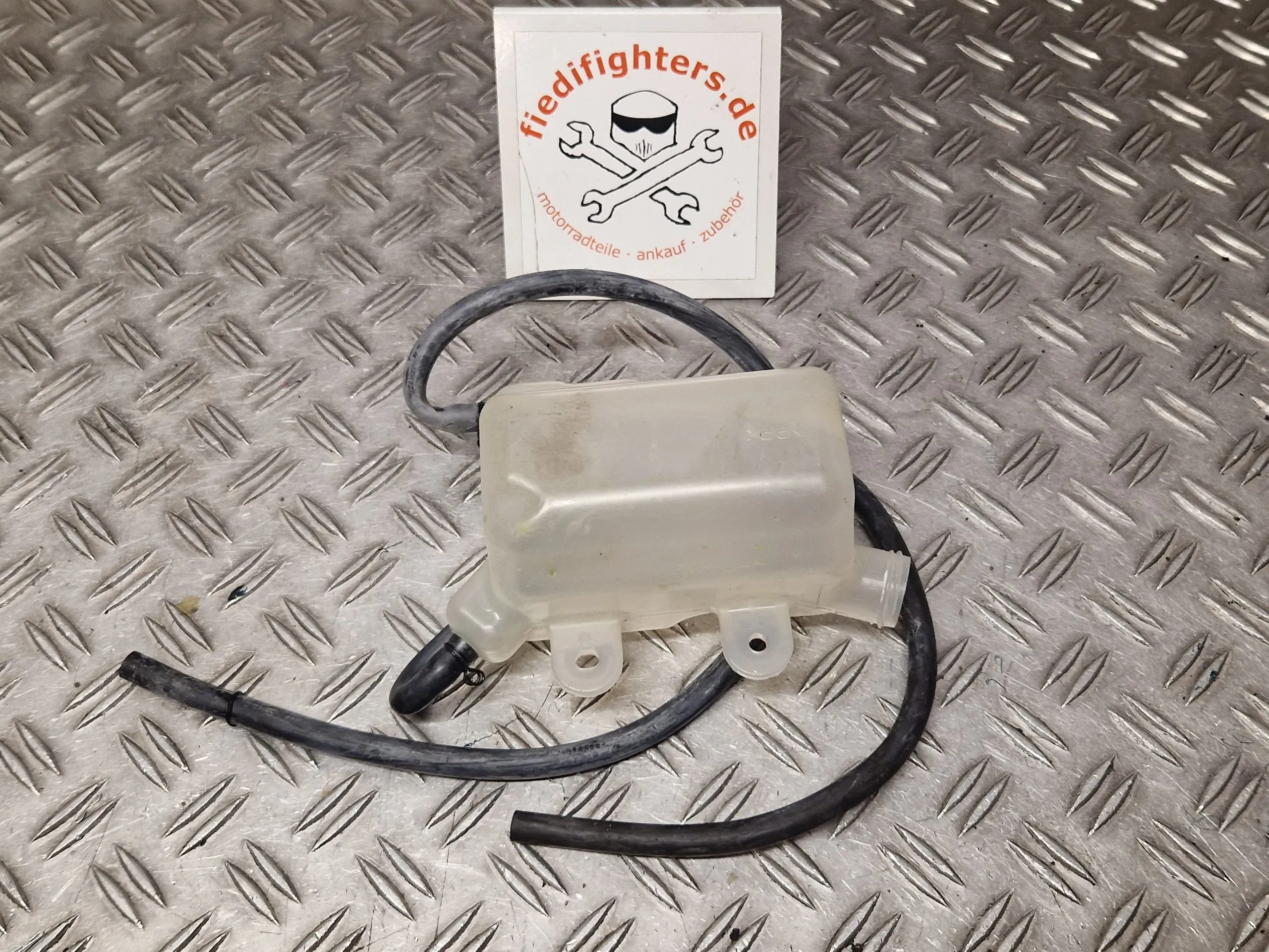 Kühlwasserausgleichsbehälter Kühler Kawasaki Z900 ZR900F Bj.22 92KW 8239kmm