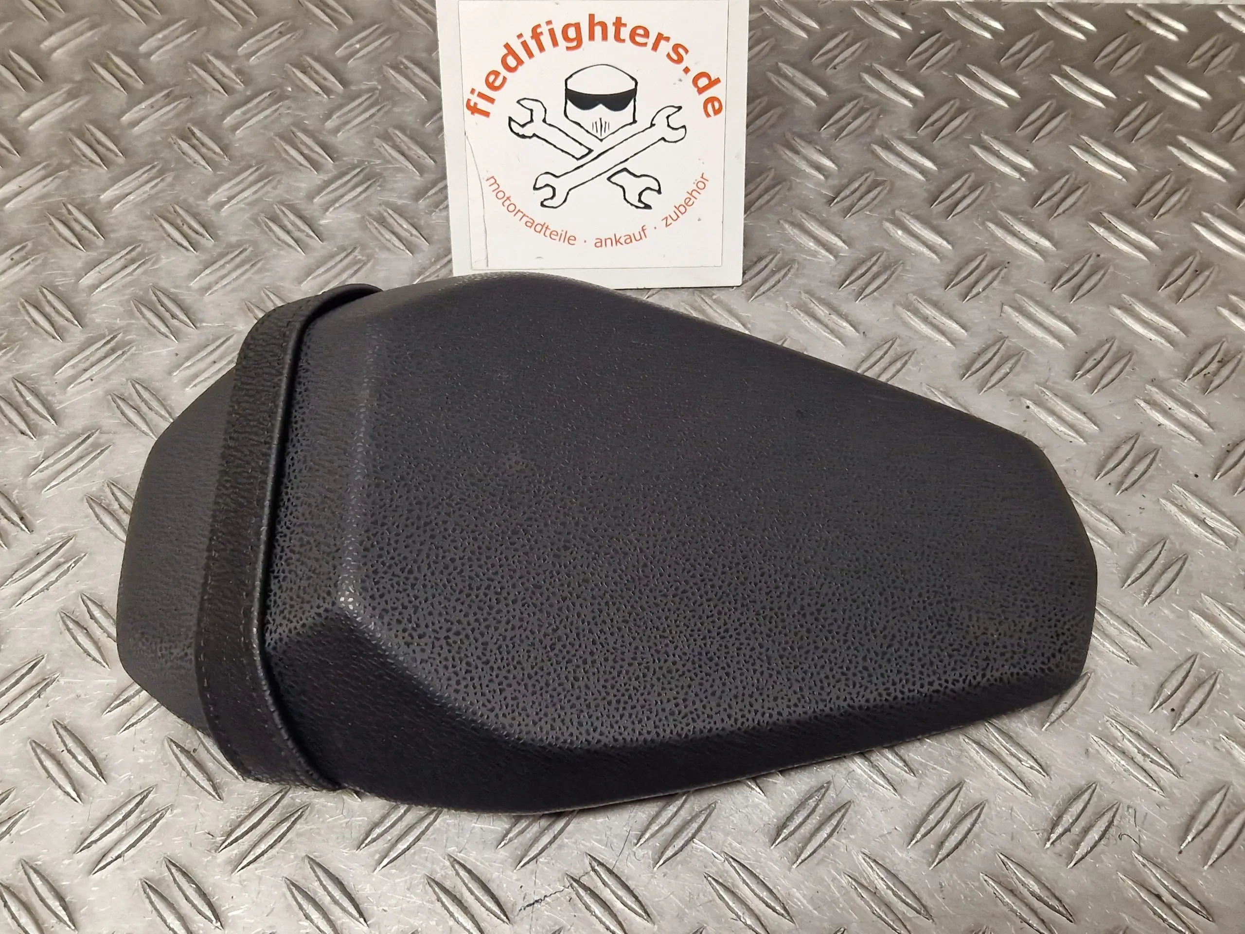 Soziussitz Sitz Sozius Seat Kawasaki Z900 ZR900HA2 53066-0668-12Y