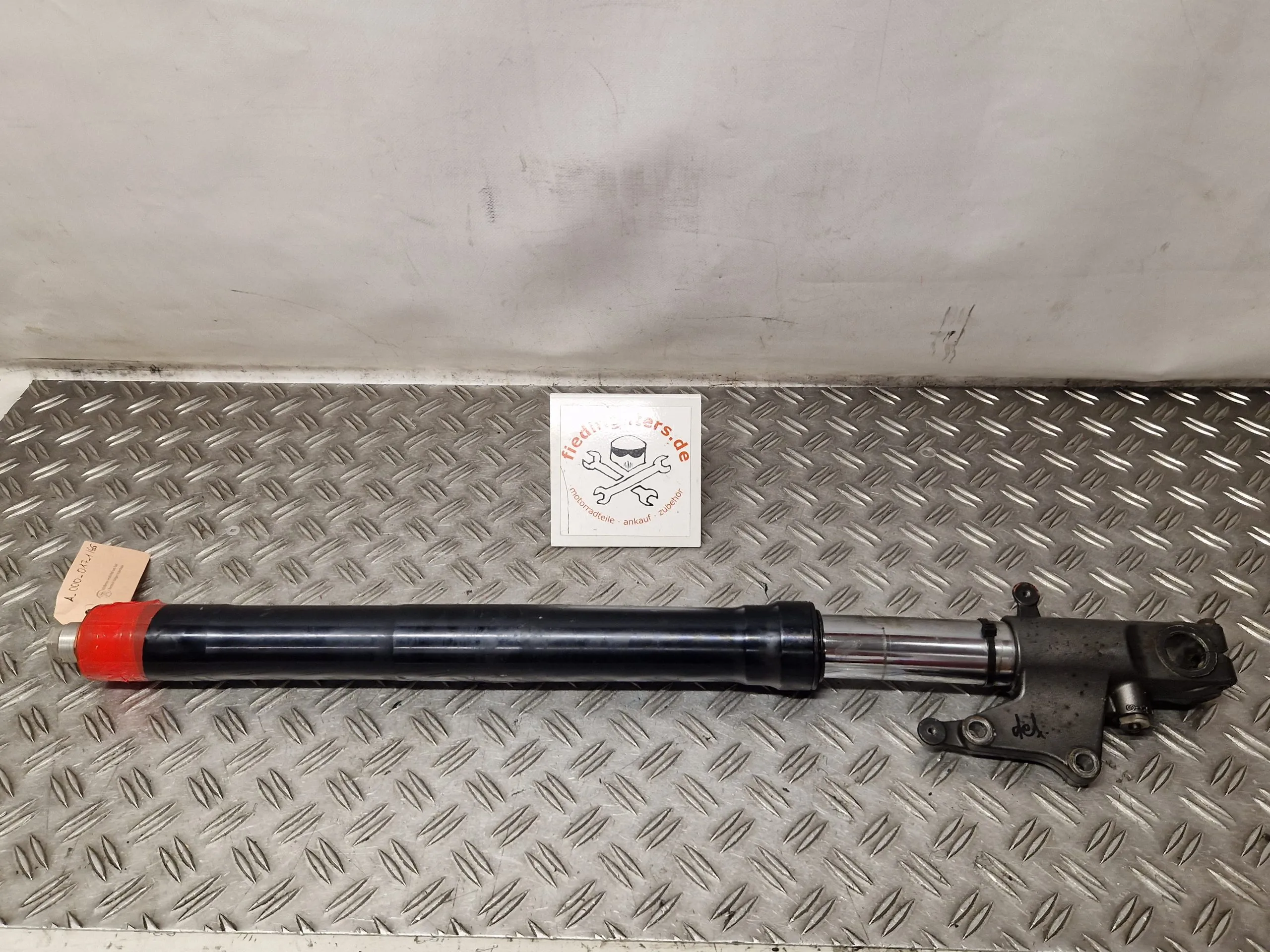 Gabel rechts Gabelfuß Gabelholm DEFEKT Aprilia RSV Mille RP 1000 Bj.01 92kW 64420km