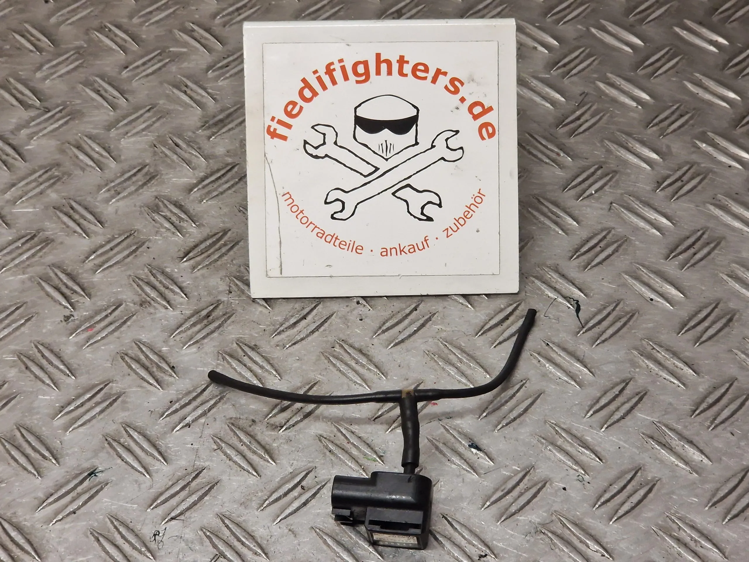 Luftdrucksensor Luftdruck Sensor Luft Aprilia RSV Mille RP 1000 Bj.01 92kW 64420km