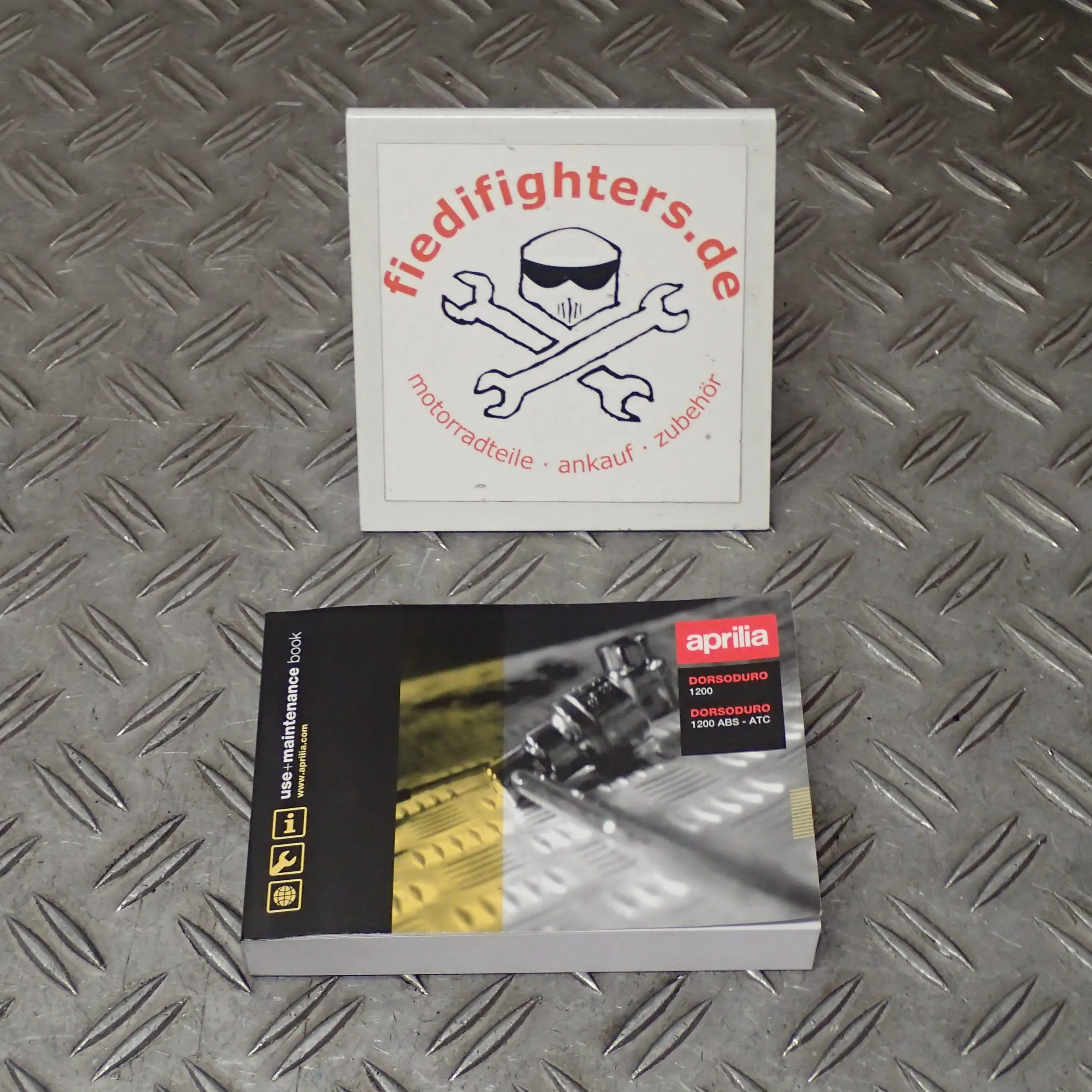 Bedienungsanleitung IT Buch Fahrerhandbuch Aprilia Dorsoduro 1200 TV Ez.13 26301km