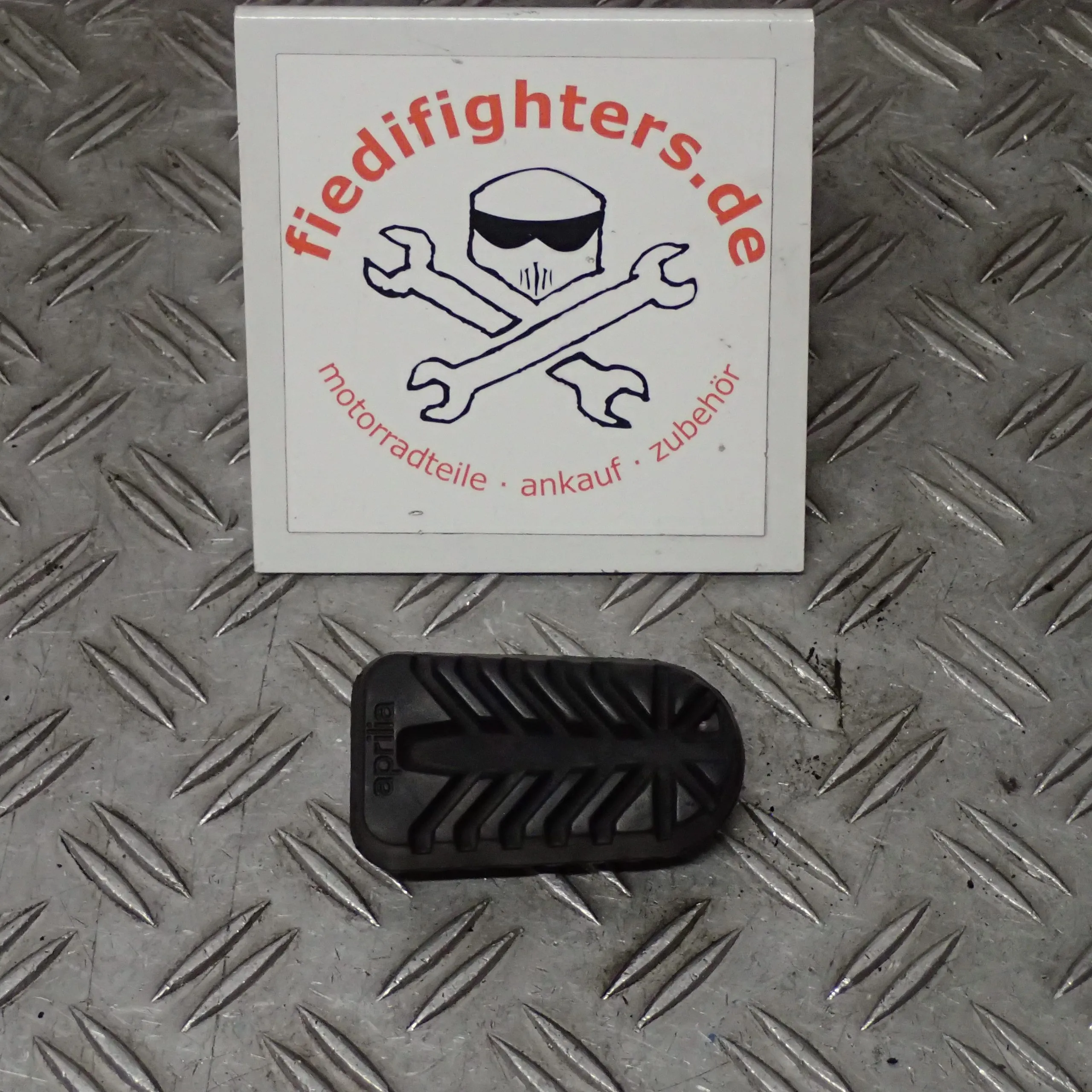 Fußraste Fahrer Gummi Raste Fuß Aprilia Dorsoduro 1200 TV Ez.13 26301km