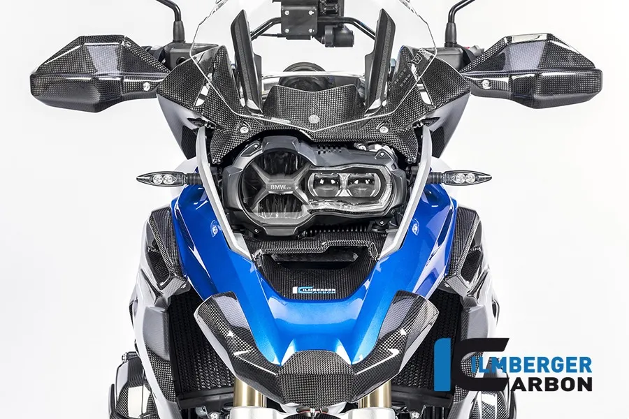 Windabweiser am Cockpit