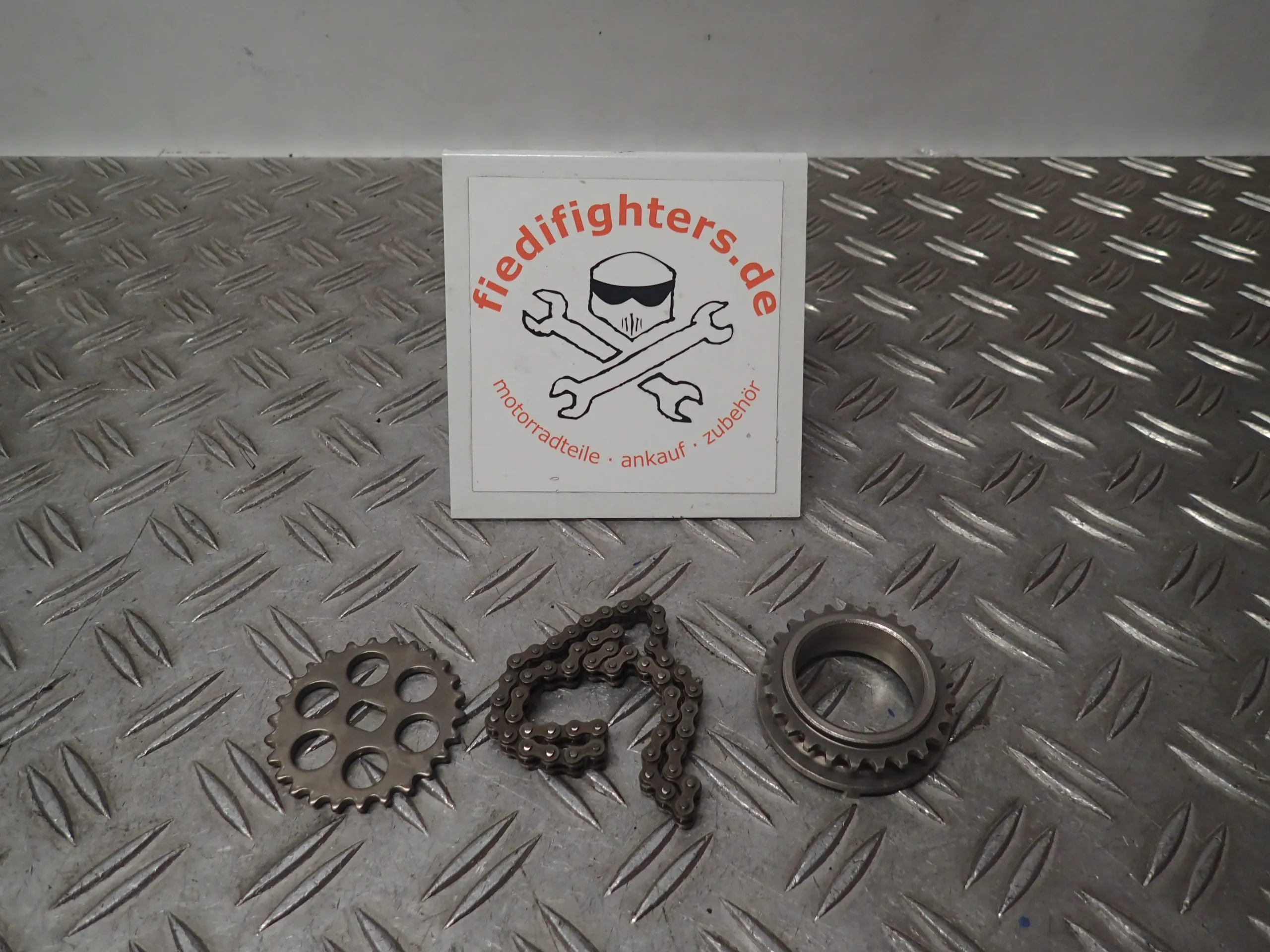 Antrieb Ölpumpe Pumpe Öl Oil pump Honda CBR 900 RR SC50 38867km