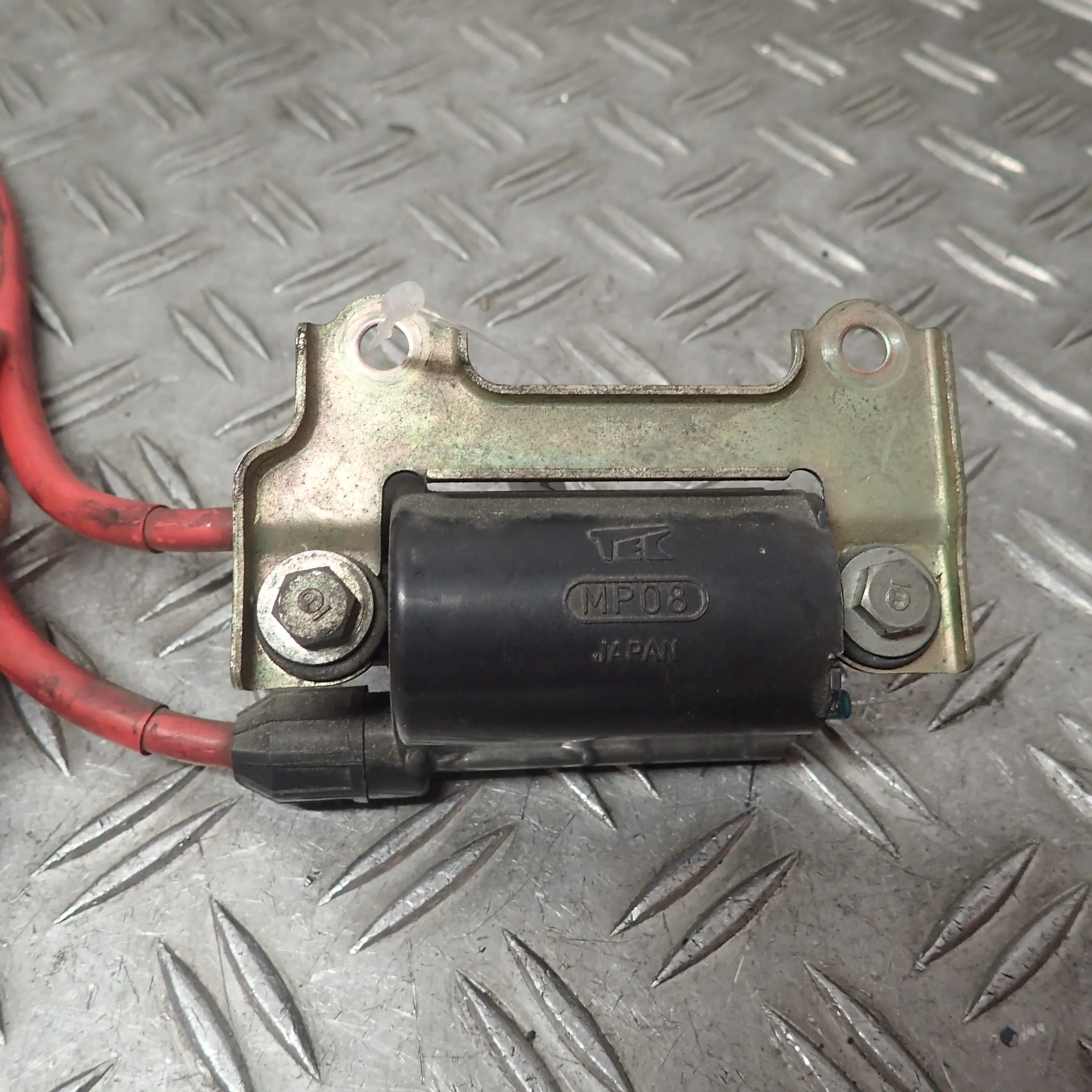 Zündspule Zündspulen 2/3 Honda CBR 600 PC31 EZ.95 31171km