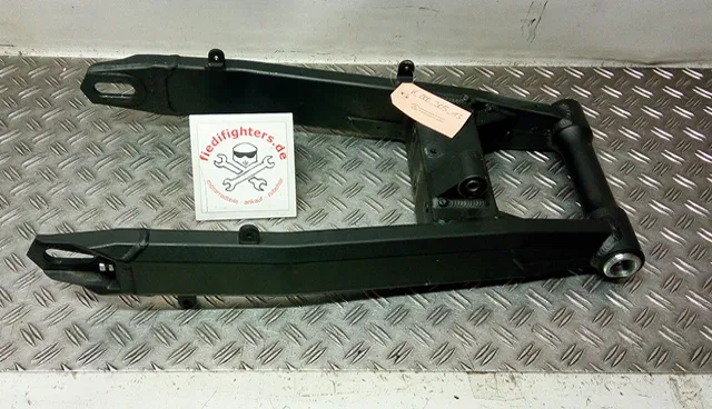 Schwinge Hinterradschwinge Swingarm Kawasaki Z900 ZR900F Bj.22 92KW 8239km