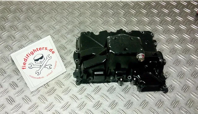 Ölwanne Öl Wanne Motor Kawasaki Z900 92kW Bj22 8239km