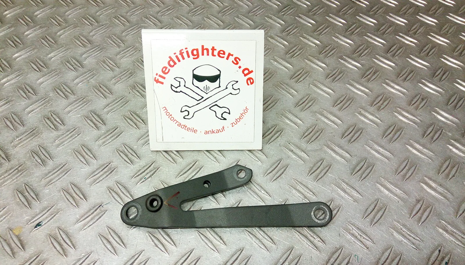 Motorhalter hinten links Halterung Kawasaki Z900 ZR900HA2 Bj.22 35KW 11500km