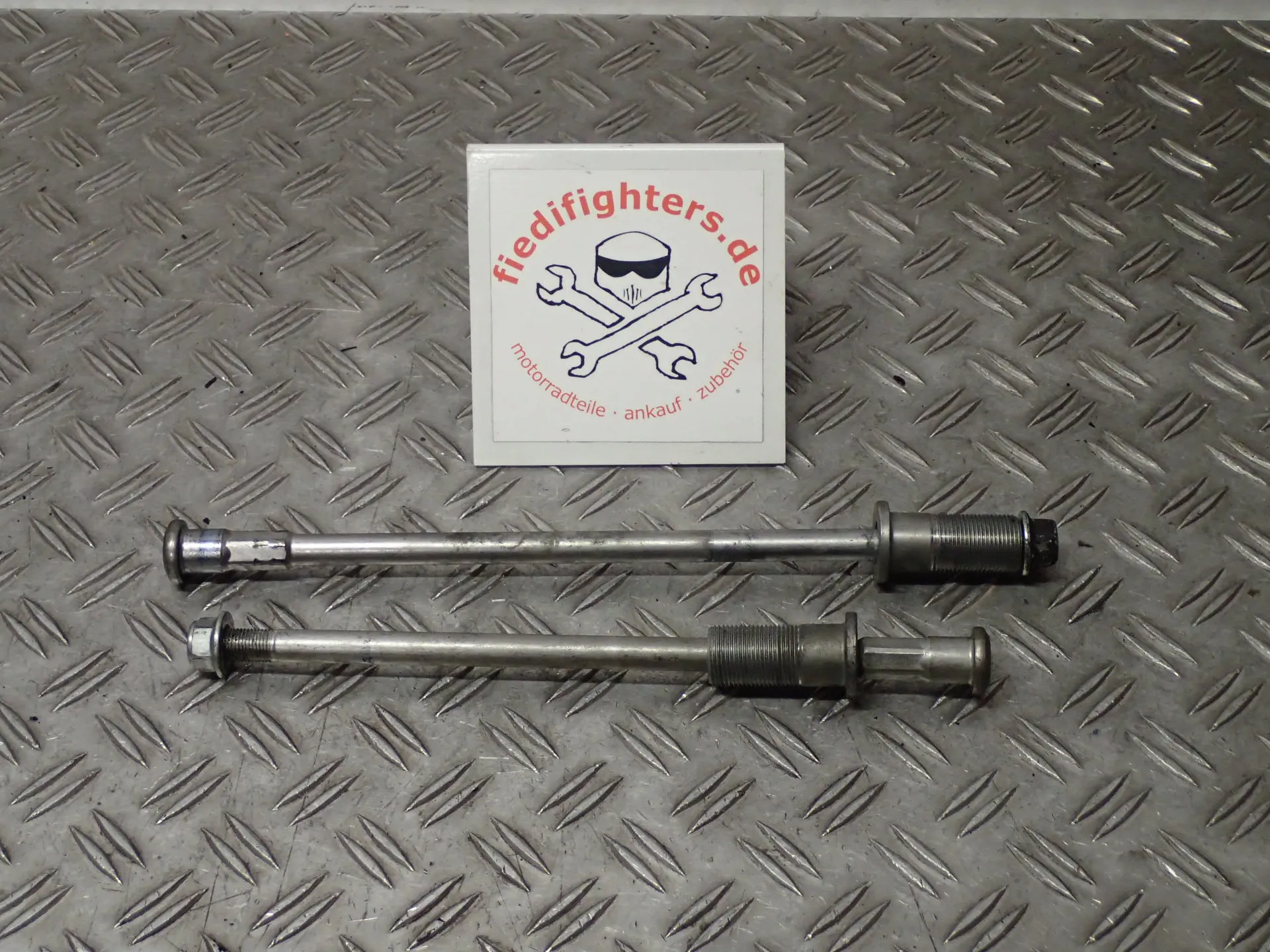 Motor Bolzen Motoraufhängung Kawasaki Ninja ZX-12R Ez.03 56758km