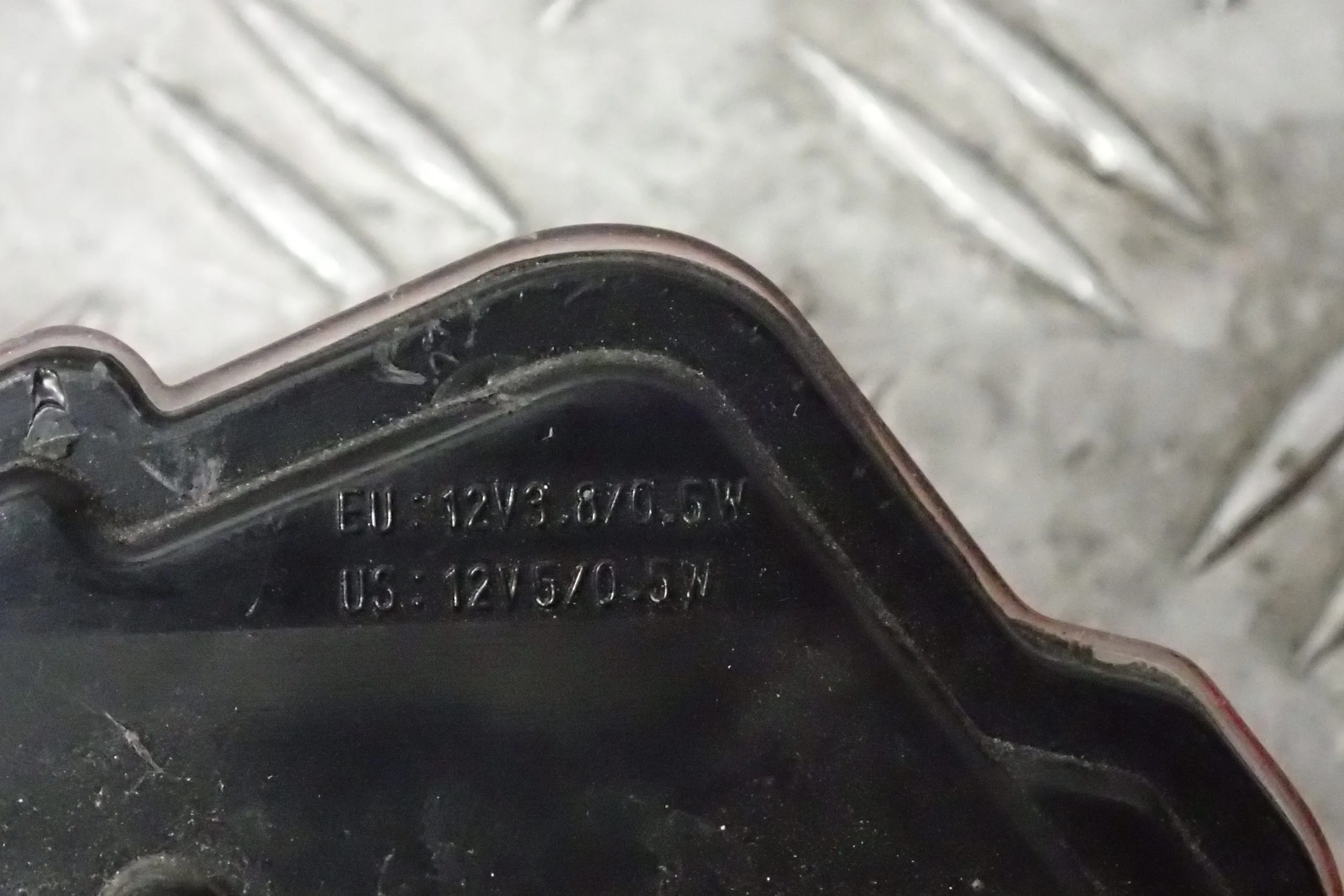 Rücklicht Licht Heck Rück Licht Kawasaki Z 750 ZR750J EZ.04 39672km