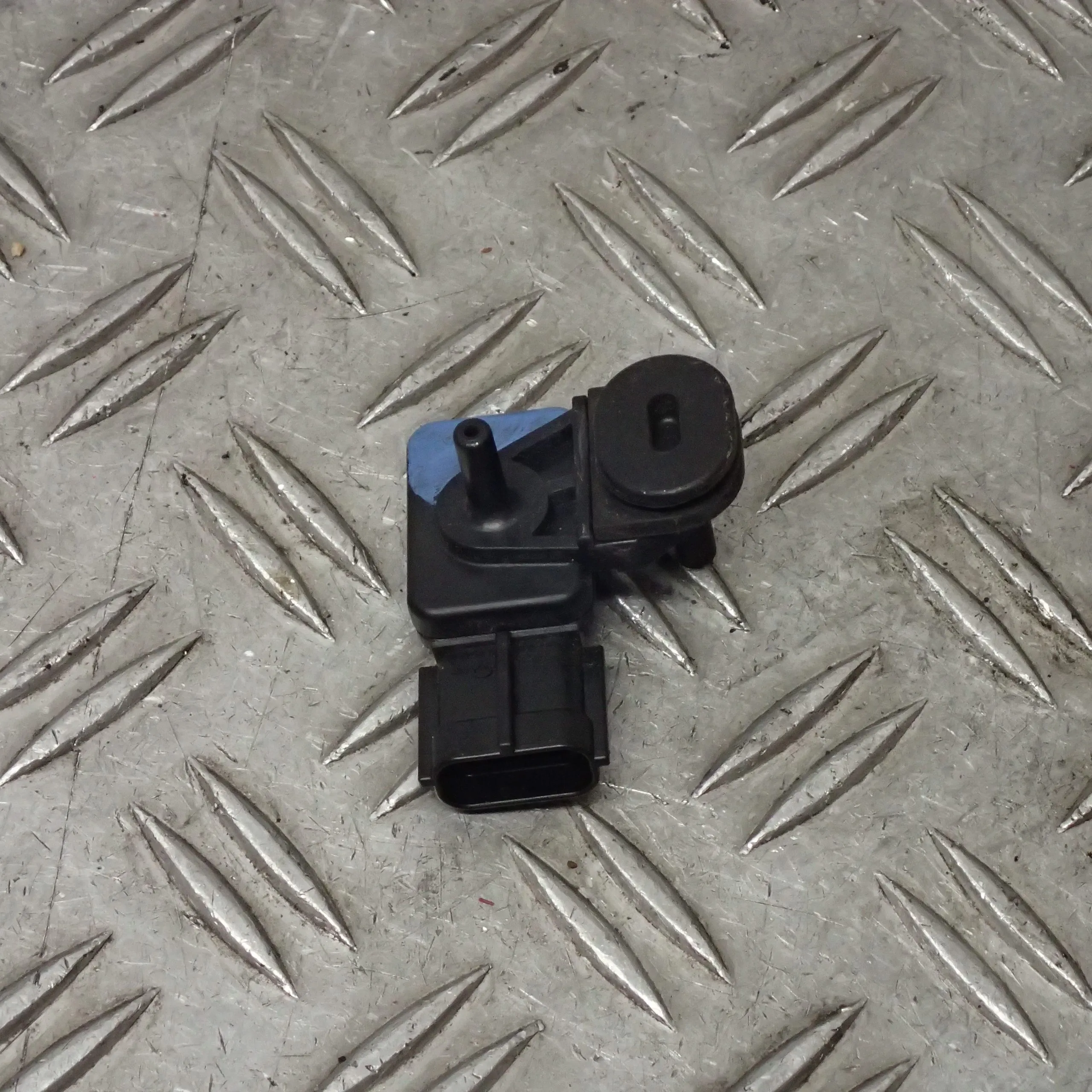 Luftdrucksensor Luftdruck Sensor Luft Kawasaki Z 750 ZR750J EZ.04 39672km