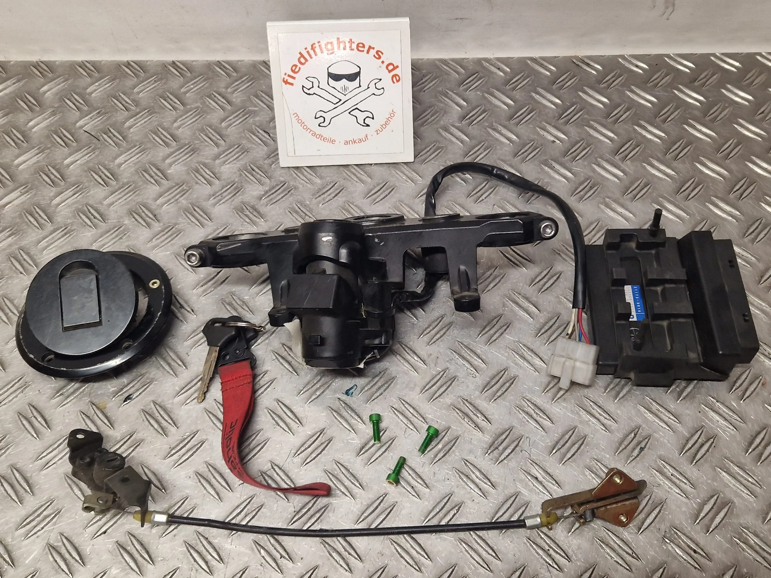 Schlosssatz keys Lockset Schloßsatz CDI Kawasaki Z 750 ZR750J 47475KM 21175-0016