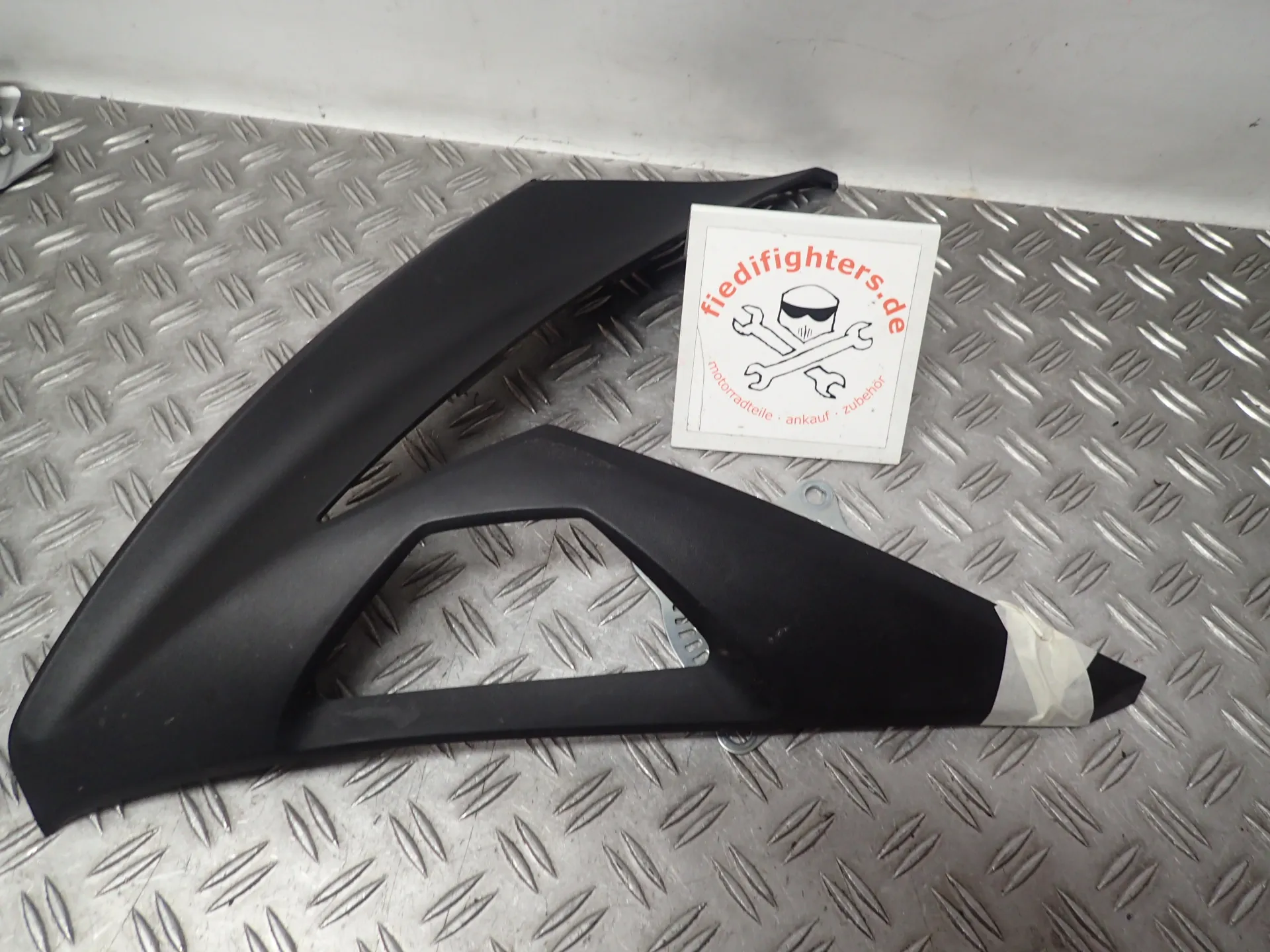 Verkleidung Seitenverkleidung Bug Kawasaki Ninja 300 EX300A Ez.16 23100km 550280418