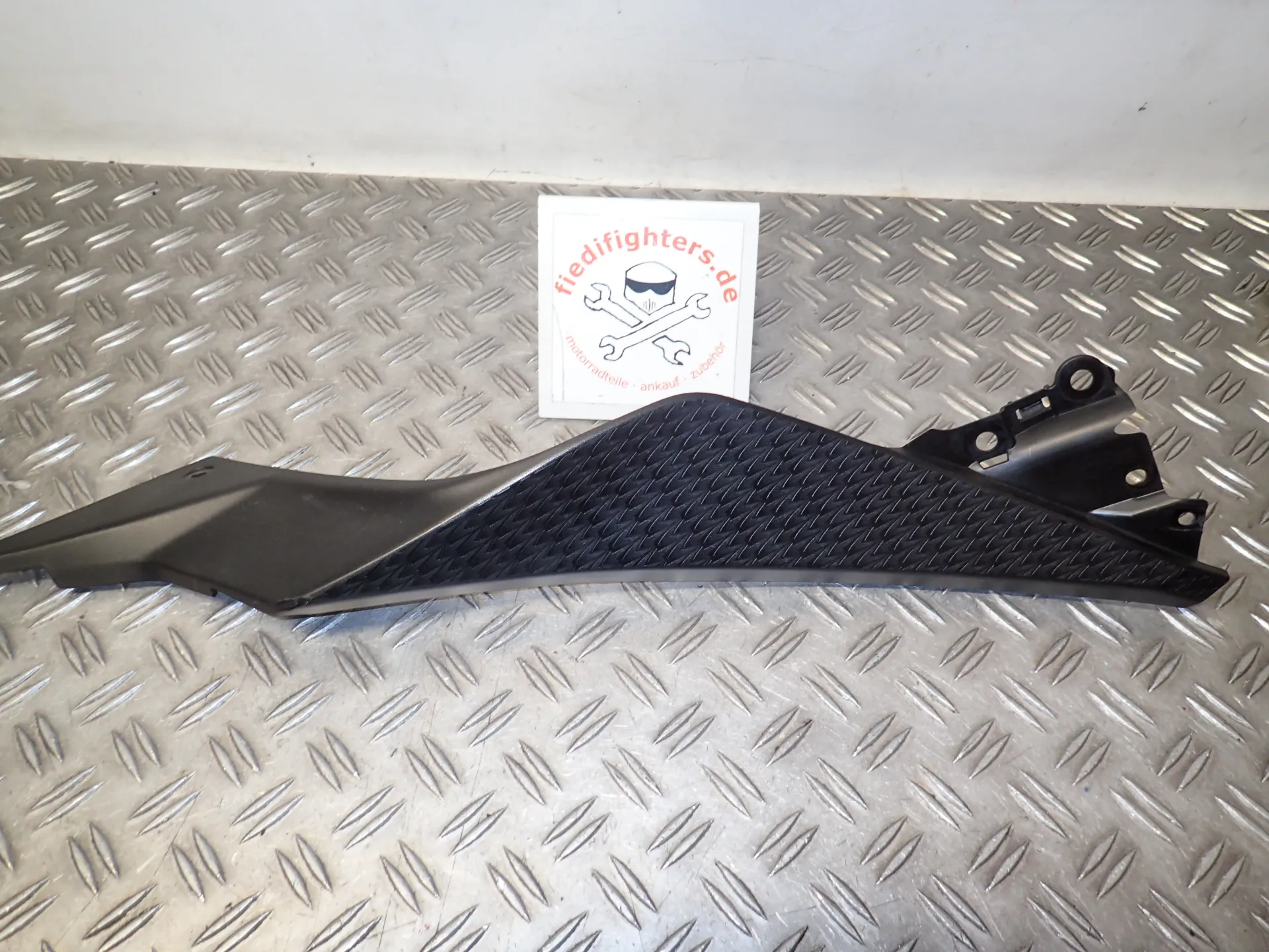 Verkleidung Abdeckung links Kawasaki Ninja 300 EX300A Ez.16 23100km 140920922