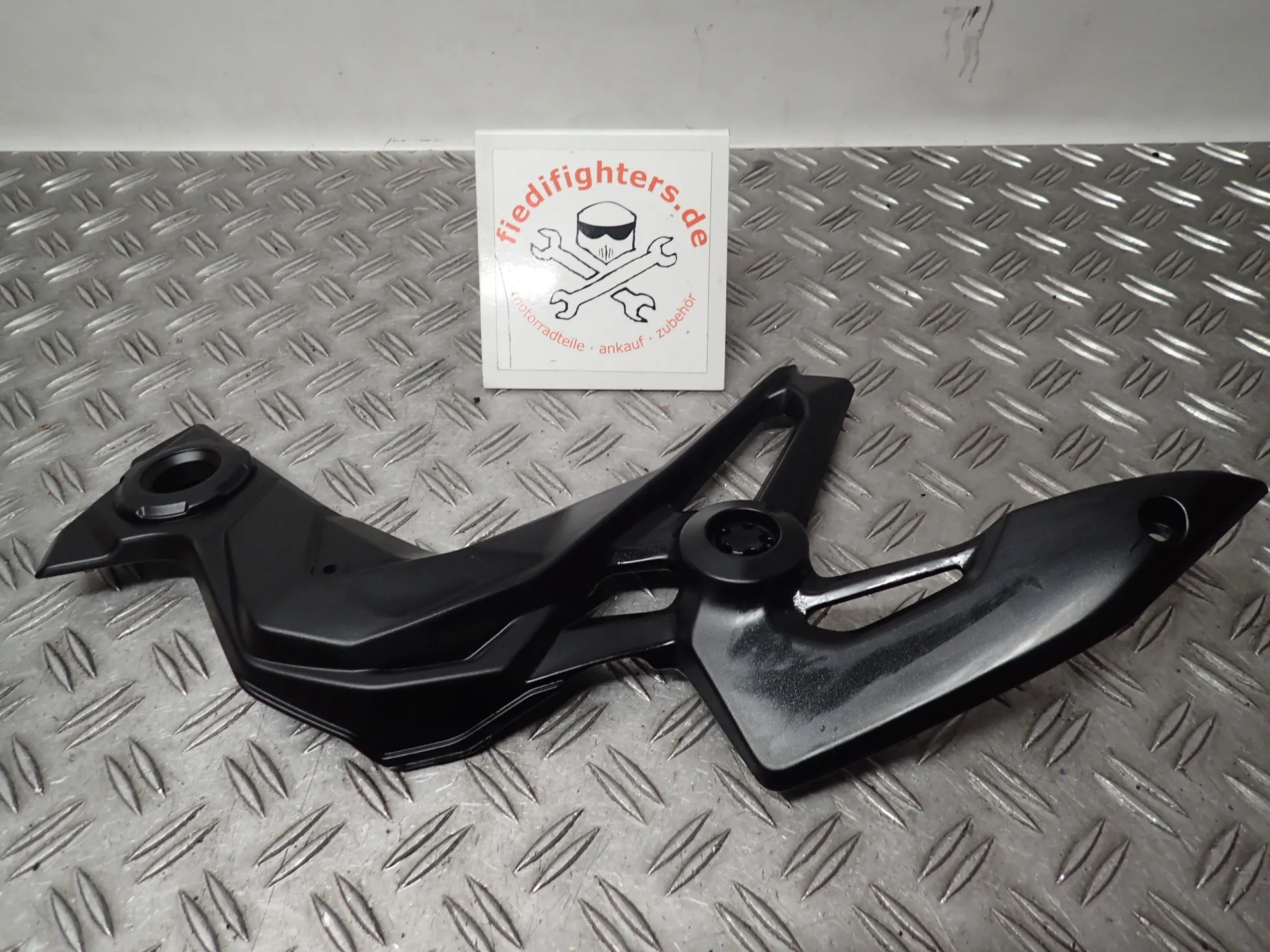 Verkleidung Rahmenverkleidung links Kawasaki Z900 ZR900F Ez22 1982km