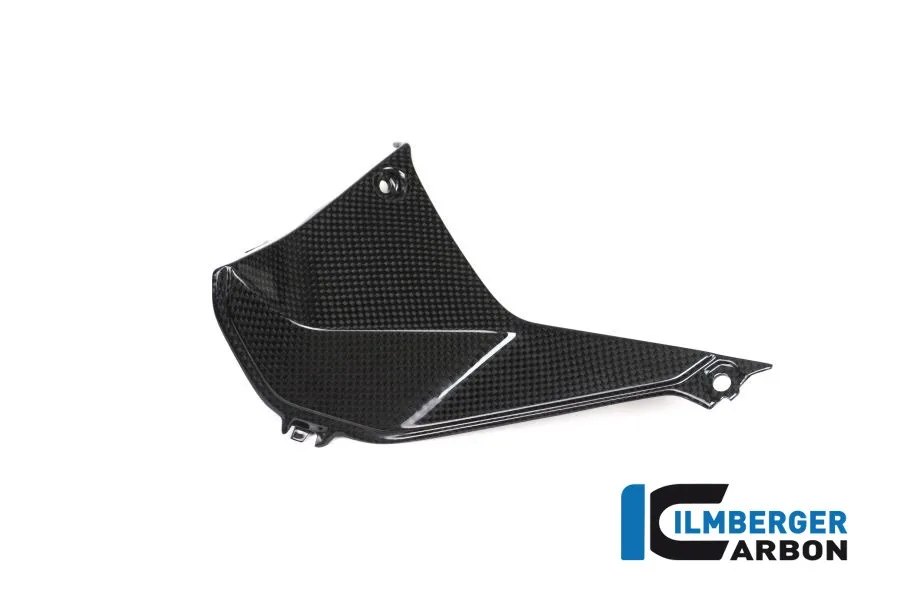 Abdeckung links neben dem Cockpit